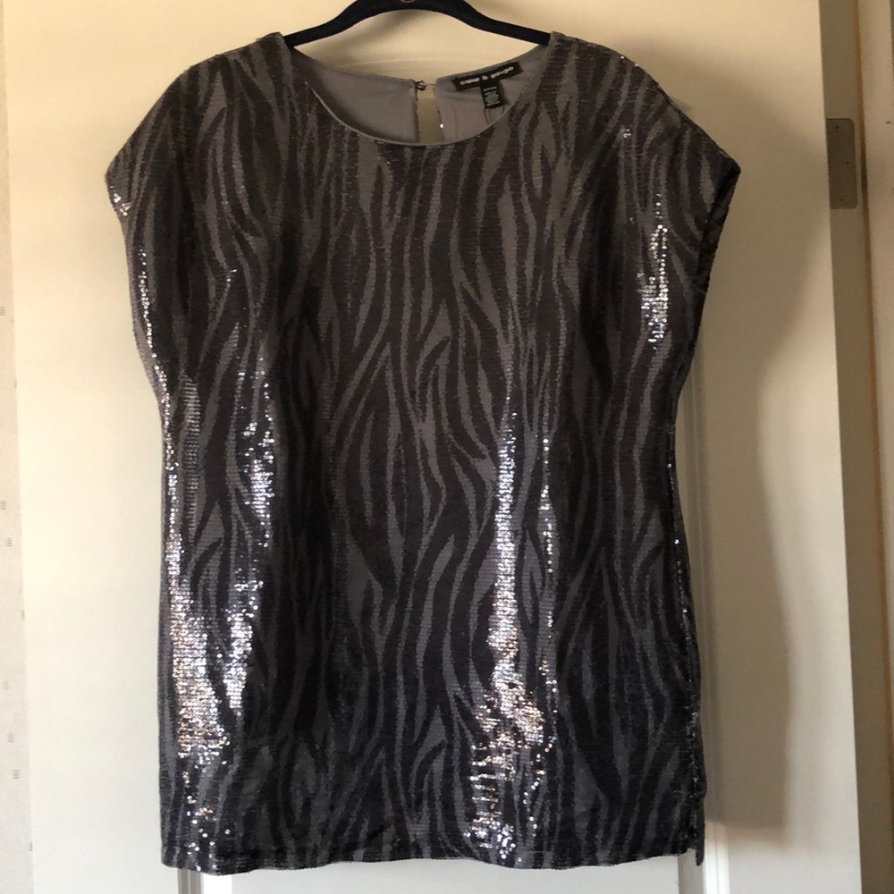 Cable & Gauge sequin tunic.  Size S, new with tags